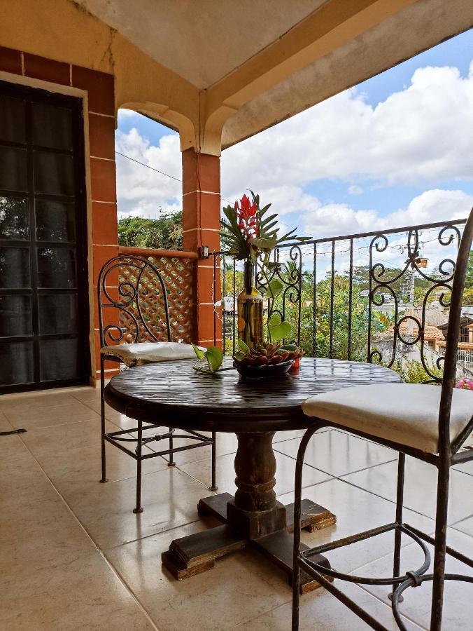 Casa De Los Pajaros - B&B Valladolid  Luaran gambar