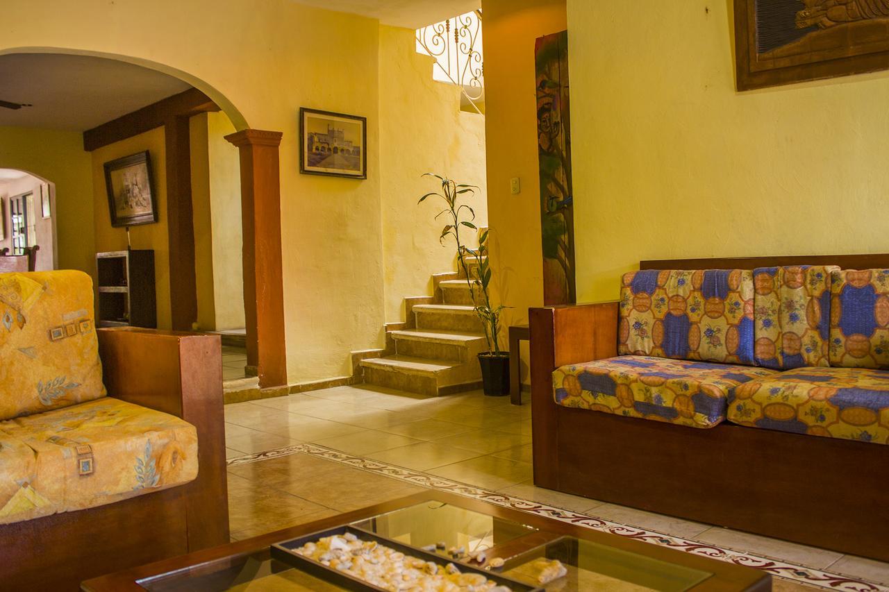 Casa De Los Pajaros - B&B Valladolid  Luaran gambar